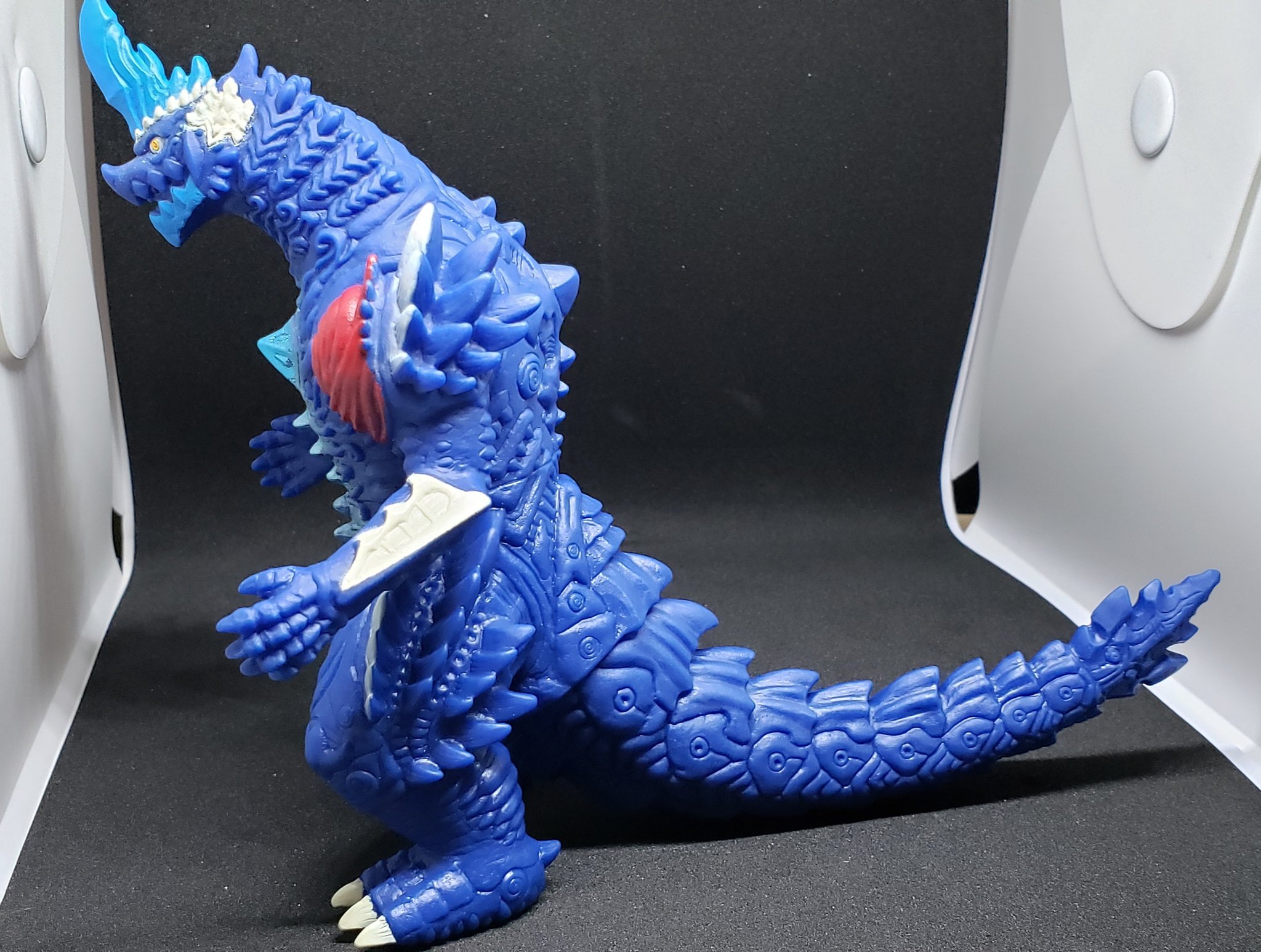 Ｎaoウルトラ怪獣旧型絶版ソフビバラバ.イヴリース（27771517tw） ウルトラ怪獣シリーズ - Search / X