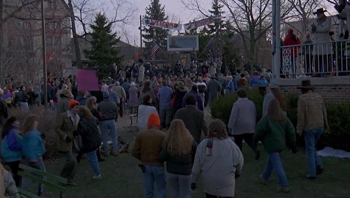 GroundhogDayPod's tweet image. pick out your partner and join in the fun

phil&apos;s an empty suit, ned always be selling, and the pennsylvania polka is a metaphor for the whole #timeloop experience in #groundhogday minute 23.

podcasts.apple.com/us/podcast/the…