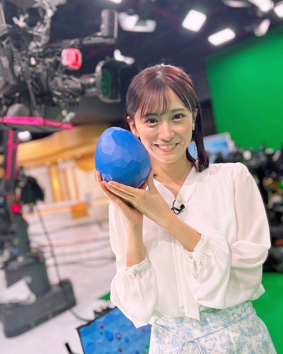 嶺百花（みねももか）/テレビ東京アナウンサー (@mine_momoka_7