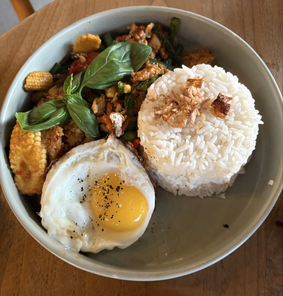 Pad Gra Prao, Bali style 🇮🇩🌶️ 
Smash or pass?