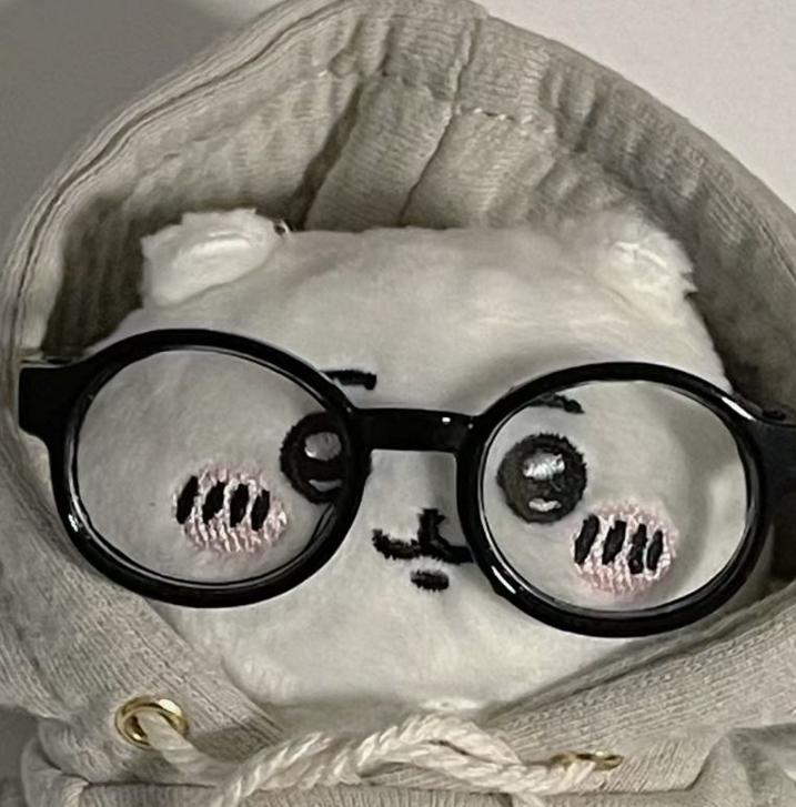 🍞 ぎゅーってされたい気分…🧸 明日もお仕事がんばろっ💻 #登山女子