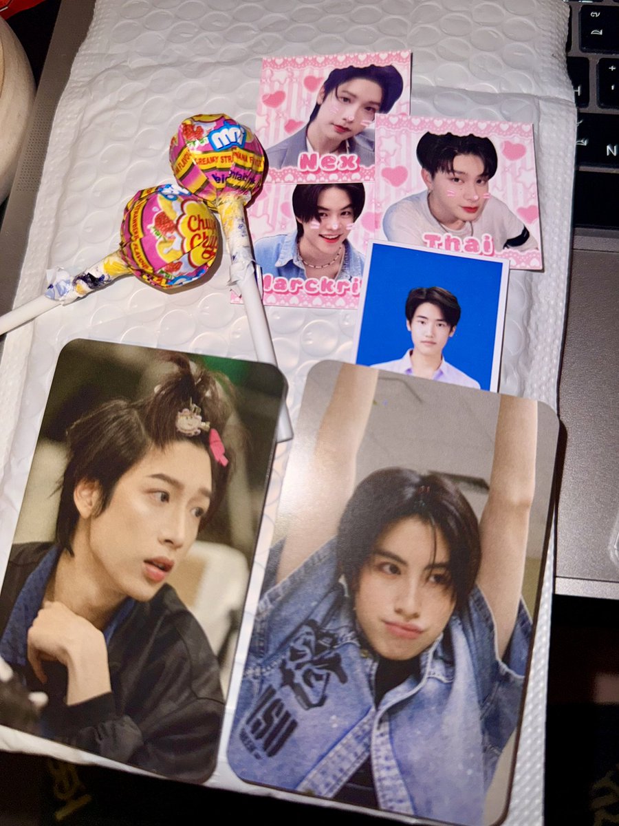 PrssofSLk1's tweet image. ได้รับแล้วน้า น้องปลอดภัยดีคั้บ ของแถมน่าร้ากกก🥺💕  #reviewpzon