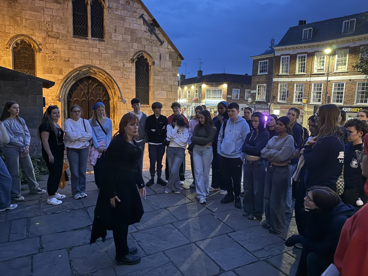 Linlithgow Academy English tweet media