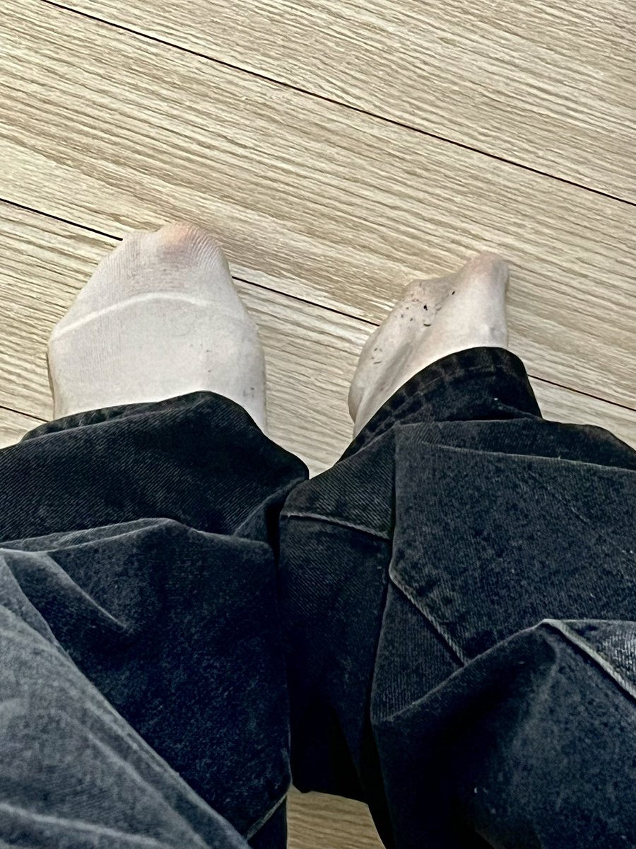 아 ㅅㅂ 다 젖었노

#게이 #풋돔 #풋섭 #호구