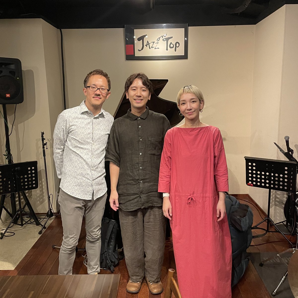 Verso@Jazz on Top
ありがとうございました！
リーダーライブは緊張するけど、最高の先輩ミュージシャンと大好きな音楽ができてめっちゃハッピーです😆
いつかこのユニットで大きなホールで演奏したいな…！