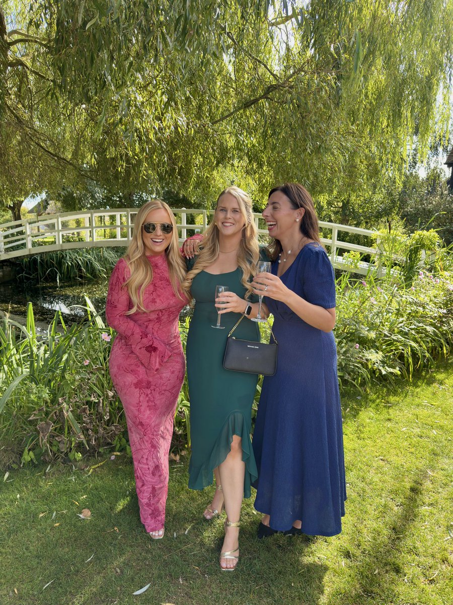 SimJayCarey's tweet photo. wedding szn 🌷 https://t.co/ECMua7ie0J