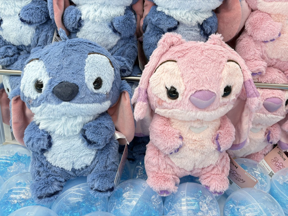 🌟ディズニー スティッチ Aimery BIGぬいぐるみ 当店3階に展開致しまし