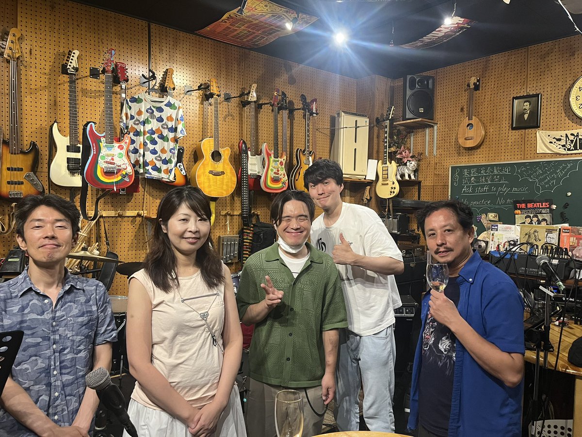 kumaiyusuke's tweet photo. 本日7時から京橋ハイファイブさんで、
ビギジャズ開催します！
お仕事上がりに是非！
セッション楽しみまくりましょう！😊🌈🌈🌈

2025/09/06
京橋ハイファイブ
19〜22時
チャージ投げ銭制➕3オーダー https://t.co/TVhAAuvxgF