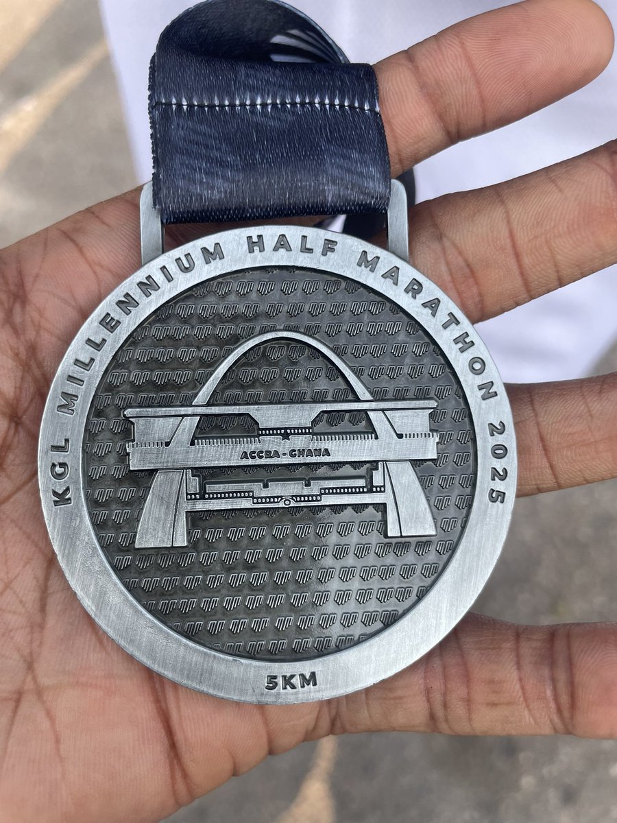 kqtheartist's tweet image. Just run millennium marathon 5k race
Saw @tommywatomiwa on the 5k and @lirase_tpw on the 21k track
Epic
Pics soon
I dey go bed