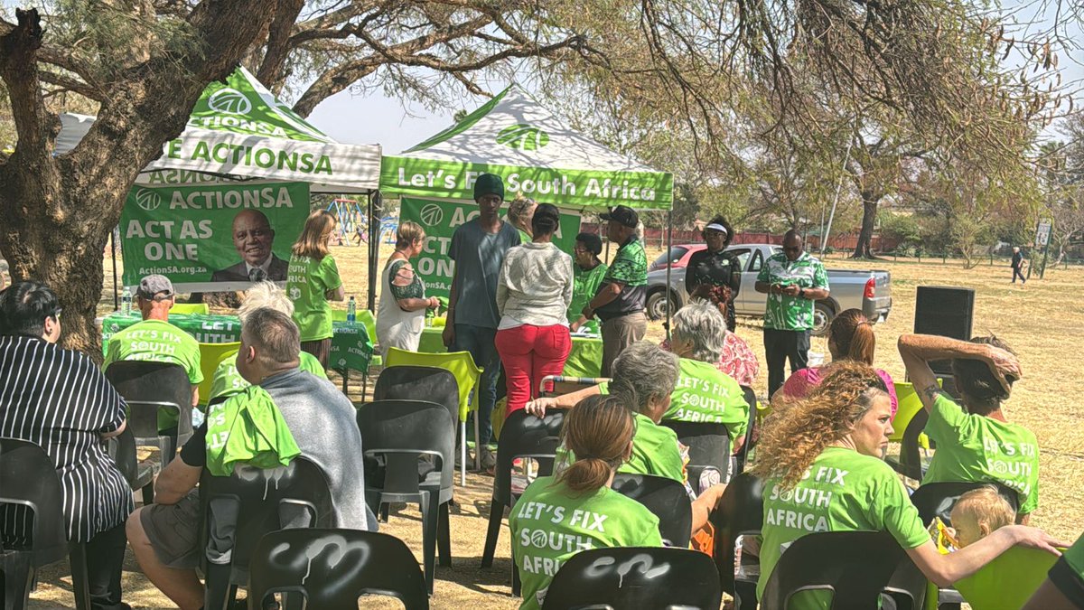 Action4SA's tweet photo. ActionSA President @HermanMashaba has arrived in Tshwane Ward 2 (Akasia) where he will lead a branch launch and welcome new party members.

🇿🇦💚 https://t.co/J8gqKH9yEn