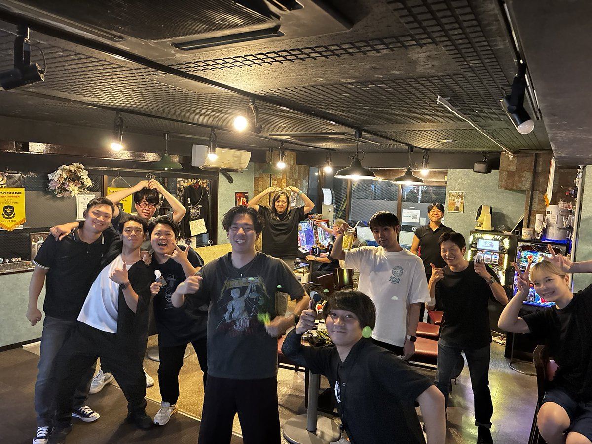 2025年9月6日
ロコモコすたんどオープン！

営業時間18時〜5時

スタッフ恭介

昨日はリーグに向けてのチーム練習試合！
誰でも参加可能の中沢山来ていただいて
ありがとうございました🙏

お店では本日のJAPAN中継を流してますよ！

みんなで応援しましょう😏
ご来店お待ちしております