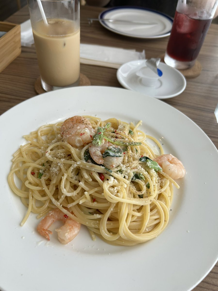 icecoffeeyasan's tweet photo. ほぼ桑園の方
これくらいのボイル加減の海老が1番好き🥰
#simmerpot https://t.co/Lb3rn7XlbD