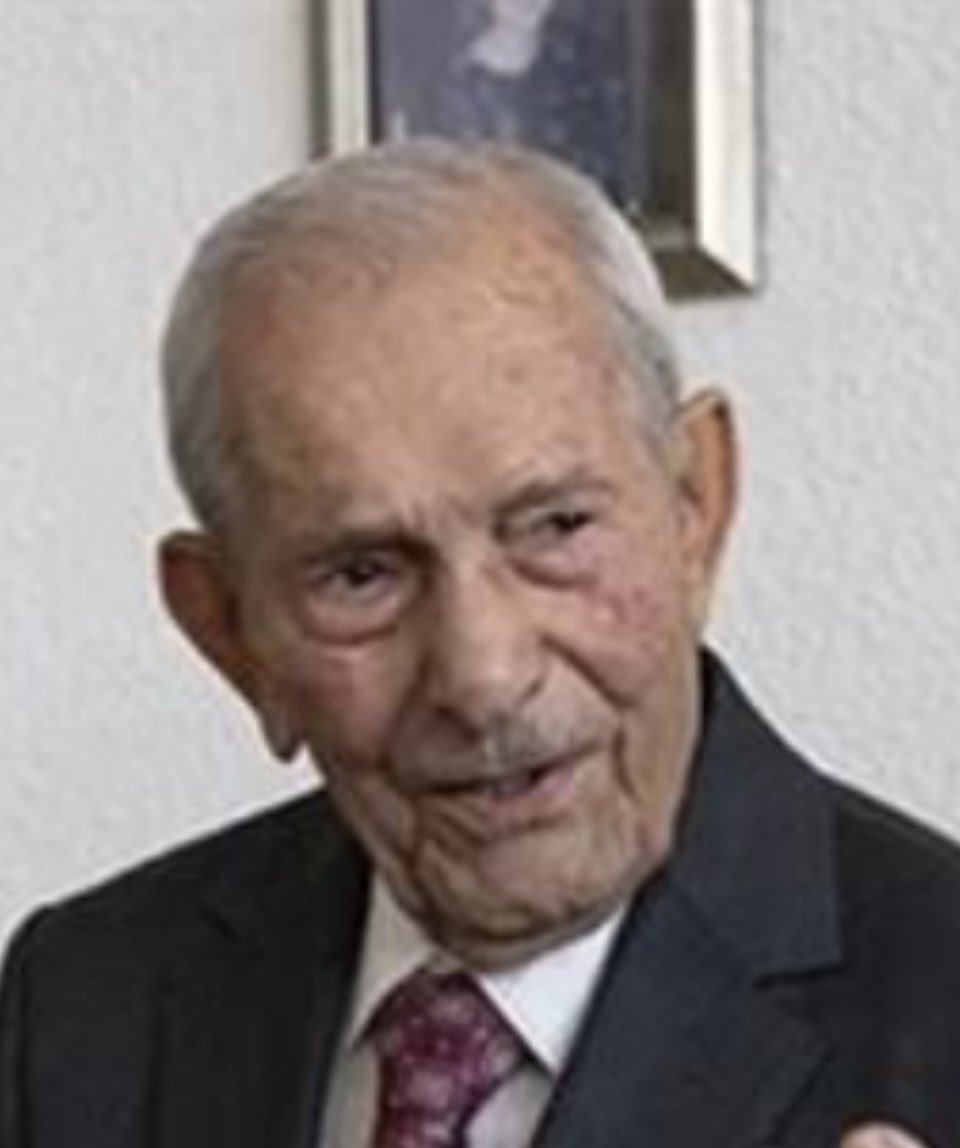 Selahattin BEYRİBEY tweet media
