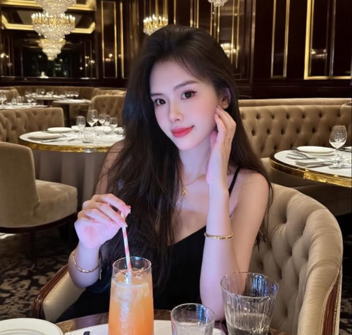ครูเเนนกลับมาเเล้วเด็กๆ😝