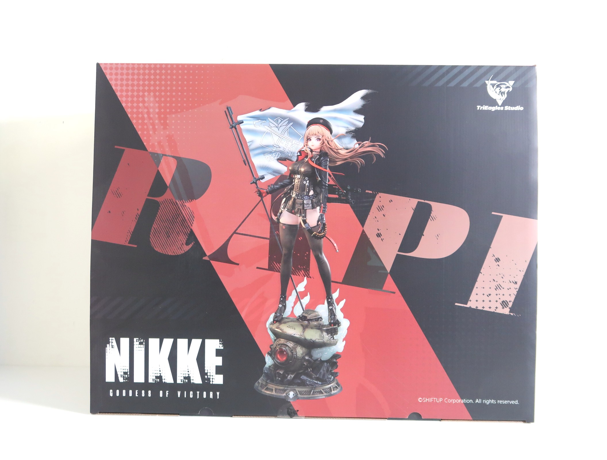 勝利の女神 NIKKE ラピ 1/4スケールフィギュア スタチュー Amazon.co.jp: NIKKE ラピ 1/4 塗装済み完成品スタチューフィギュア 高