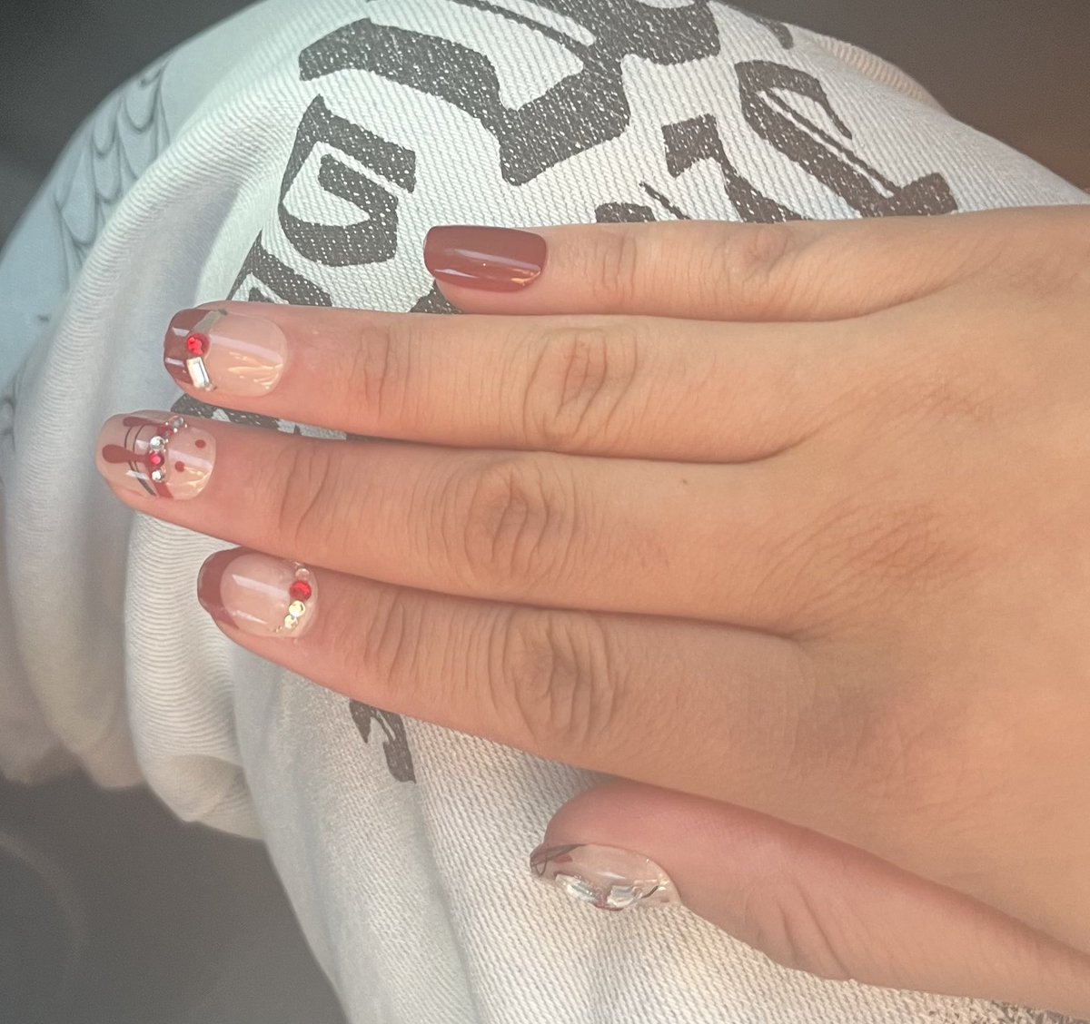 My nails are kinda giving Gabriela