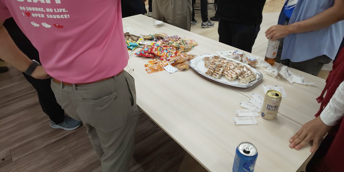 0th_track's tweet photo. オープンデベロッパーズカンファレンス、始まりました #opendevcon https://t.co/EpKQWaiG9V