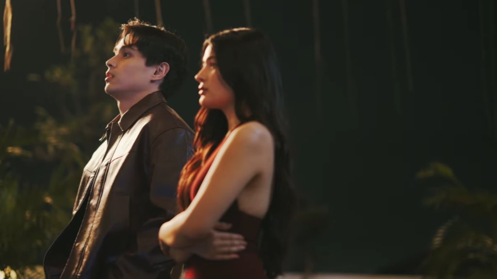 hotgirlaza's tweet photo. this is the shot. this is the scene. this is cinema, raw and unspoken.

AZRALPH NAIILANG OUT NOW https://t.co/uUSH93x9h0