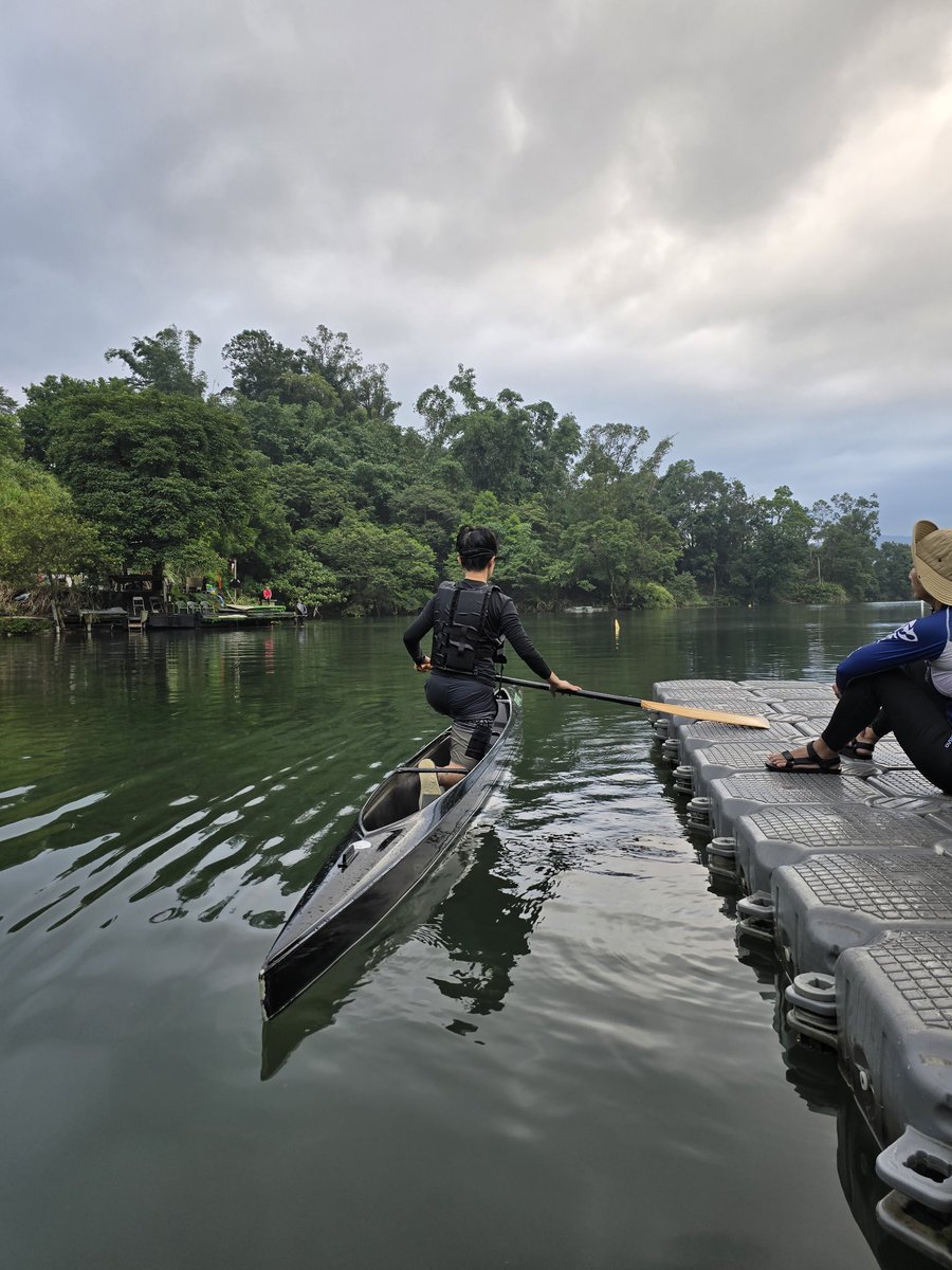 sunsshuan's tweet photo. @Enjoyyotdrr พายเรือ🚣🏼‍♀️ https://t.co/gvLdz9MKN1