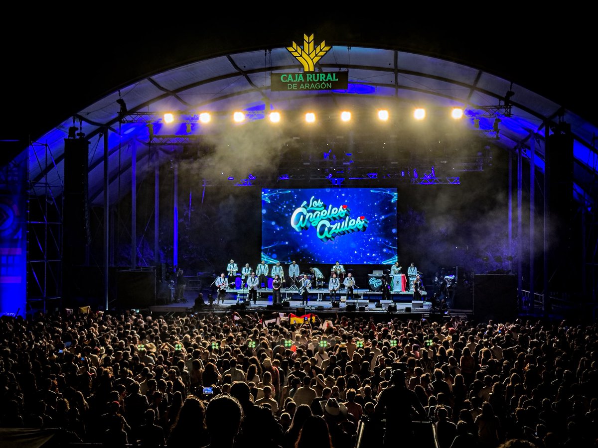 Los Ángeles Azules tweet media