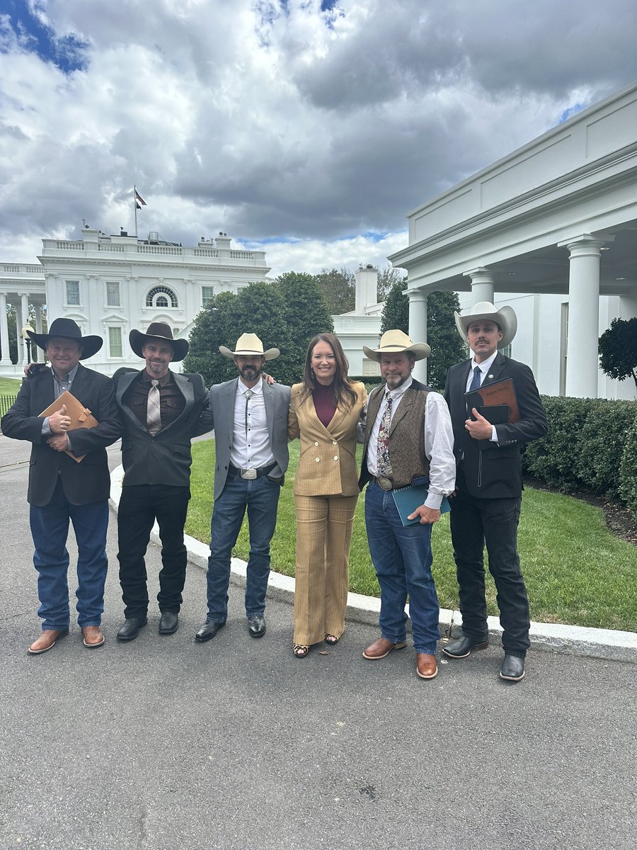 SecRollins's tweet photo. 🌾 #FarmerFIRST 🌾

Earlier this week, I sat down with some of the greatest Americans I have ever met - multi-generation Western ranchers who put it plain and simple: Washington has been working against them, not for them.

Of the 640 million acres owned by the federal government, 35% is actively permitted for grazing, including 40% of the USDA Forest Service’s 193 million acres.

Unfortunately, federal land ranchers are facing delays in THOUSANDS of grazing permits and historic lack of coordination across USDA and DOI who manage these lands.

That stops TODAY with the Trump Administration. I have spoken directly to @DougBurgum and our incredible @USDA and @Interior teams have already begun to map the solutions. More coming soon.

These ranchers feed our families, fuel our economy, and keep America strong. They deserve a government that has their back, not one that ties their hands.

We’re taking action. Big changes are coming. Stay tuned. 🇺🇸