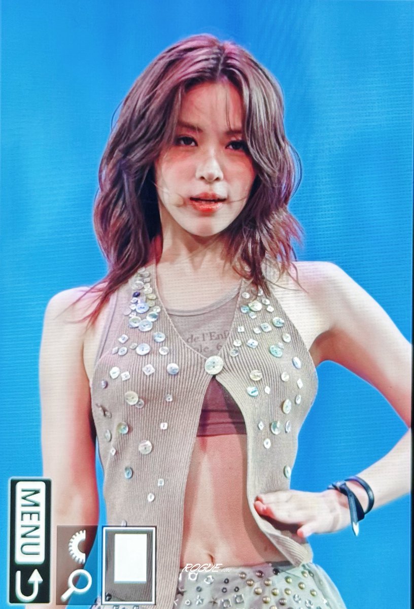 WHAT'S IN THE TAIPEI AIR THAT GOT THE STYLISTS FINALLY PUTTING EFFORT IN RYUJIN