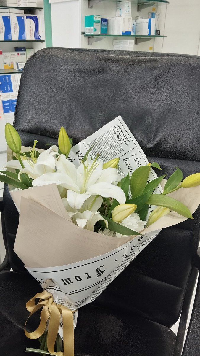 İlk defa cicegim oldu heyecandan koltuğa oturttum