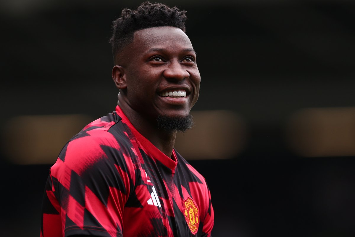 UnitedStandMUFC's tweet image. 🚨 BREAKING: Trabzonspor have reached a verbal agreement with Man United over the loan signing of Andre Onana. It's now down to the player to decide. [@FabrizioRomano] #mufc