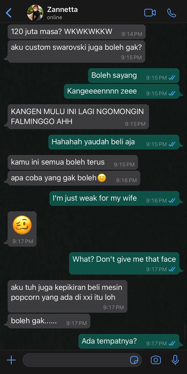aeri_aaa's tweet photo. lelaki kardus banyak uang https://t.co/53xB9dKZF9