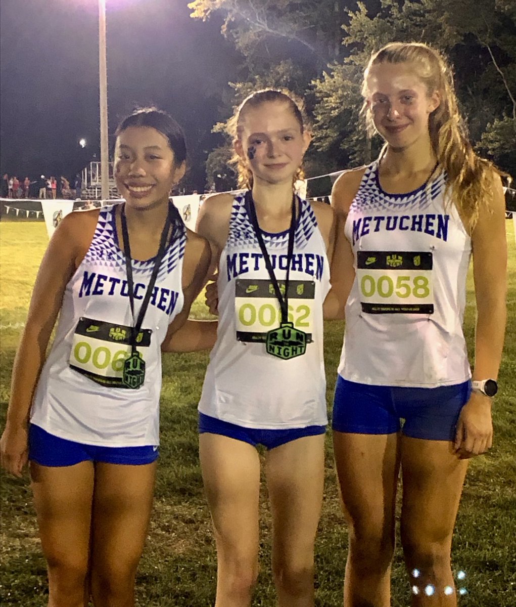 mhsxctf's tweet image. Metuchen XC Junior Girls all finished Top 10 & proved how dedicated they are!
Ella Andersen:
Runner Up Junior in 11:34!
5th fastest of All Runners
Amber Murray:
5th fastest Junior
She’s come so far!! We are so proud
Lucy Ongteco: (1st year XC)
9th fastest Junior
Great work!