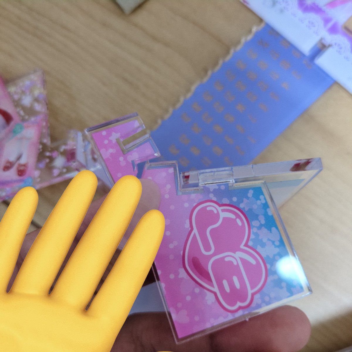 emu_maya's tweet image. え、うそでしょ😭、
落としちゃったから
急いでみたんだけど壊れちゃった😭