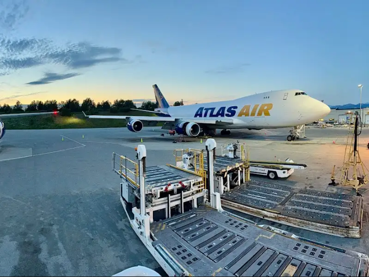 When the world sleeps, Atlas keeps moving. 🌌✈️

Captured by Captain Michael Schroder at 1:30 a.m. at <a href="/ANCairport/">Anchorage Airport</a>. No matter the hour, Atlas connects cargo — and people — across the globe.
