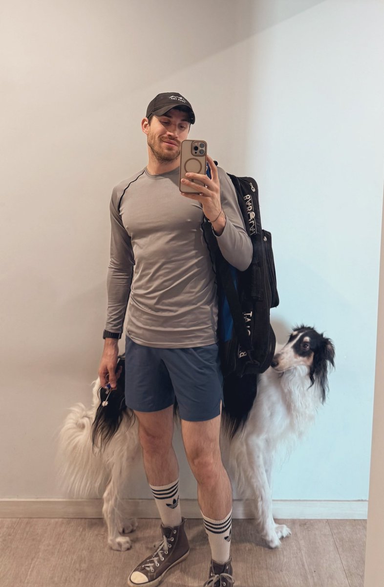 I'm going to play with balls.
Maybe with yours?