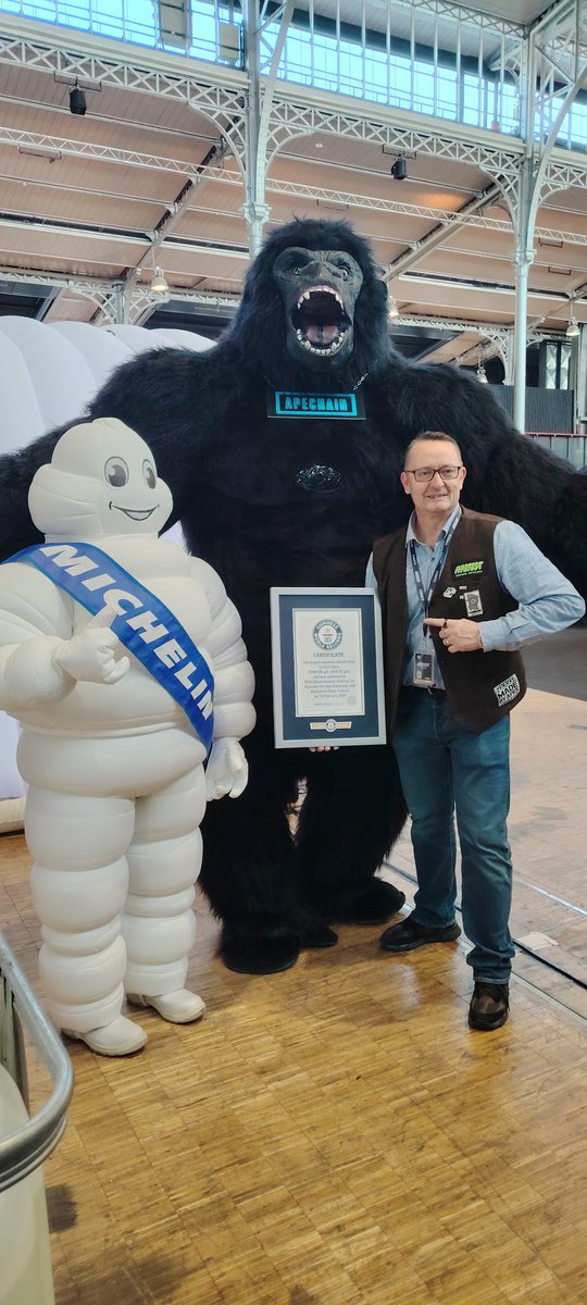 OxSniped's tweet image. Ready for 2026 ? #nftparis 🦝