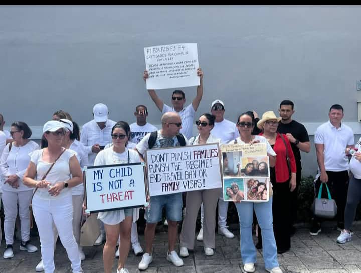 <a href="/marcorubio/">Marco Rubio</a> <a href="/MaElviraSalazar/">María Elvira Salazar 🇺🇸</a> <a href="/StateDept/">Department of State</a> <a href="/realDonaldTrump/">Donald J. Trump</a> <a href="/USEmbCuba/">Embajada de los Estados Unidos en Cuba</a> 
We need to exclude the family preference categories #F1F2AF2BF3F4outsidethetravelban It is not fair to wait so many years legally and have our families' visas denied. #punishedforbeinglegal