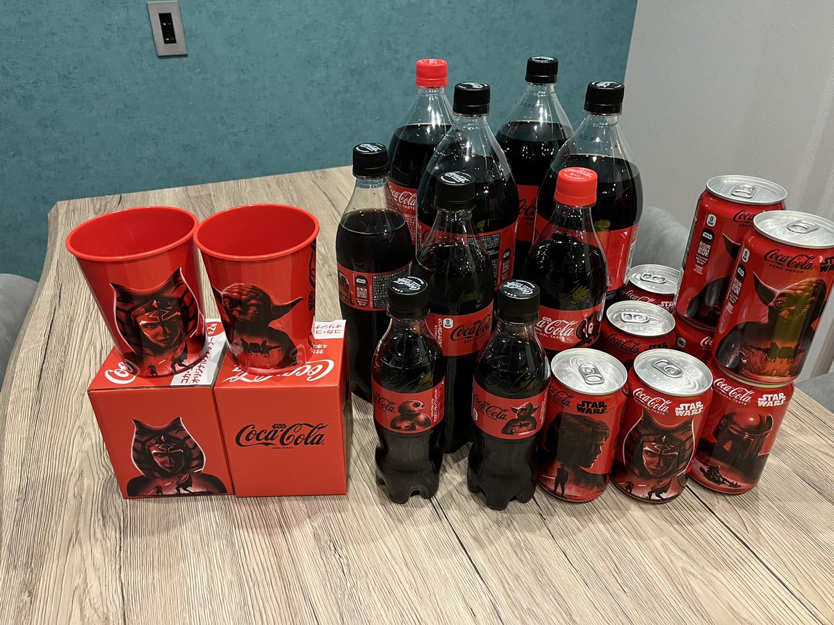 【コカコーラコレクターの方に❗️】未開封コカコーラ　ロシアのクリスマスバージョン コカコーラコレクターの方に❗️】未開封コカコーラ ロシアの