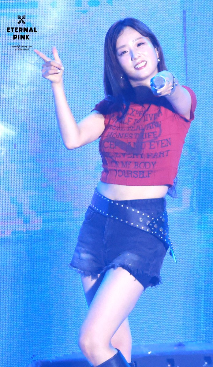 250906 #preview 에이핑크(Apink) 2025 진주 M2 페스티벌 Day 2 축하공연 #에이핑크(<a href="/Apink_2011/">Apink(에이핑크)</a>) #Apink #초롱 #보미 #남주 #하영 서울에서부터 진주까지 온 사랑둥이들 💕 배를 타고 무대에 도착해 본 경험이 처음이라 신기했다는 멤버들! 판다 🐼 도 오늘을 기억하고 핑순이들도 오늘을 기억해줘 🫶