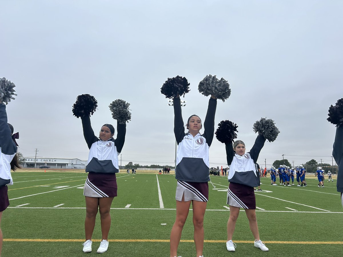 It’s that time of year! First football game of season. Let’s go scouts!🏈📣 <a href="/AthleticsMISD/">Midland ISD Athletics</a> <a href="/AlamoScouts/">Alamo Junior High - Midland ISD</a> <a href="/amlopez4/">Amanda Lopez</a>