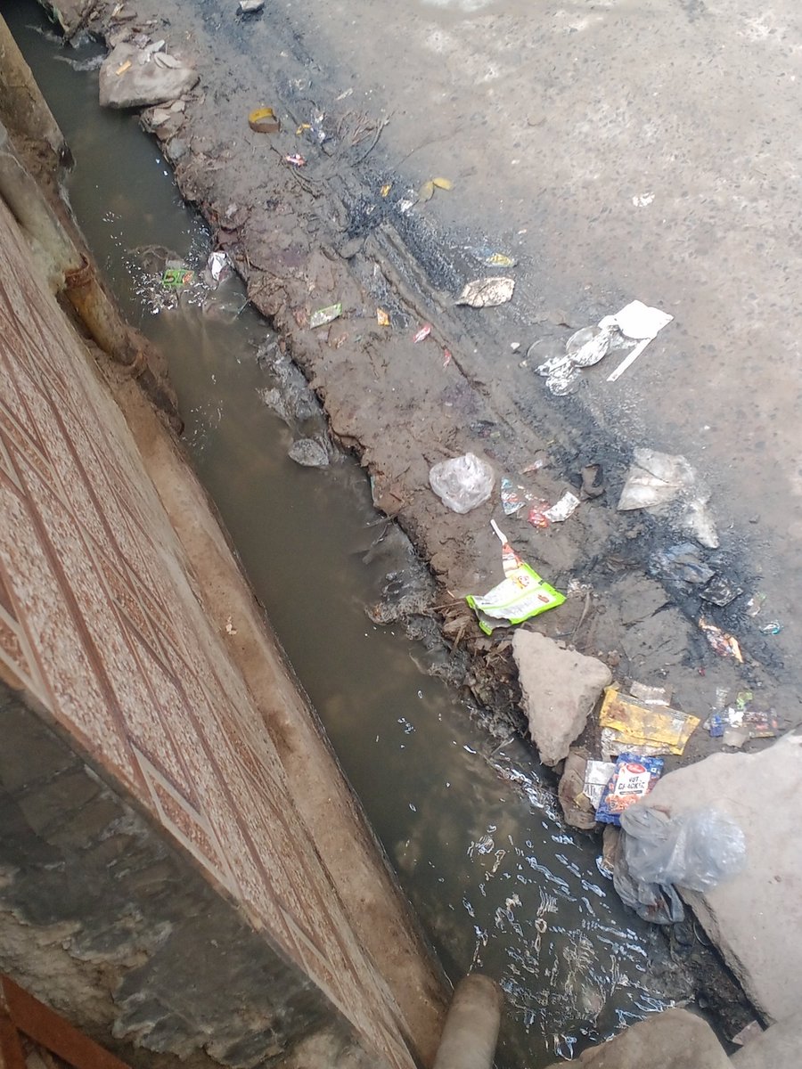 princes220819's tweet photo. Ye hal h sadarpur colony Gali no. 22 sector 45 ka raste ka jaal approx 1 month se gayab h... Koi response nhi h kisi ka complain kro to response hota h. Fir whi hal kitni problem hoti h logo to aane jane me.@CeoNoida @noida_authority @CeoNoida https://t.co/wMgDMcuZ4u