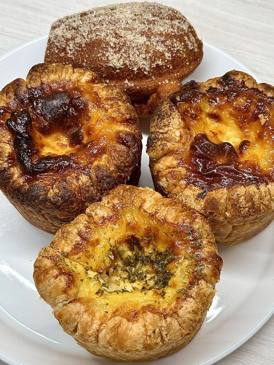 옥수수에그타르트 처음 먹어봤는데 ㄴㅁ맛있음