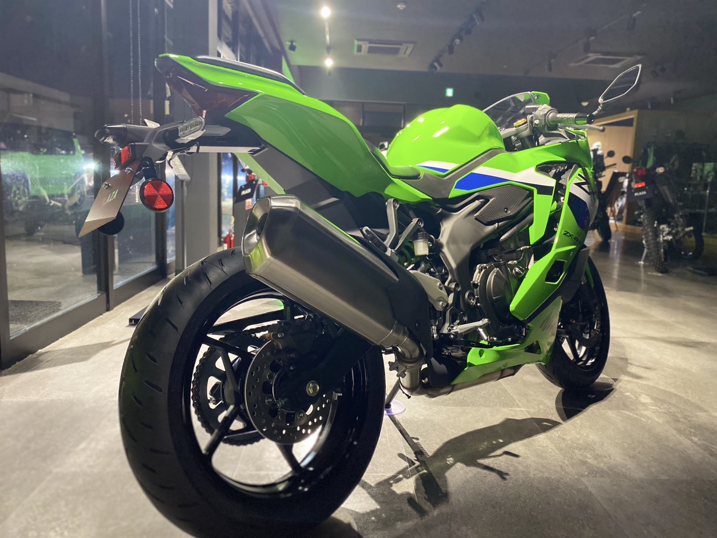にも様4 4月26日発売！ 「カワサキ・Ninja ZX-25R SE」｜オンリーワンの