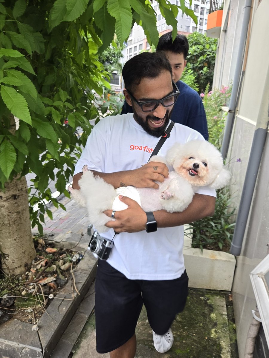 Was really fun hosting <a href="/pradologue/">Prado</a> and the <a href="/goatfishxyz/">Goatfish 🐐</a> team in my neighborhood for a shoot. Excited to see the outcome!