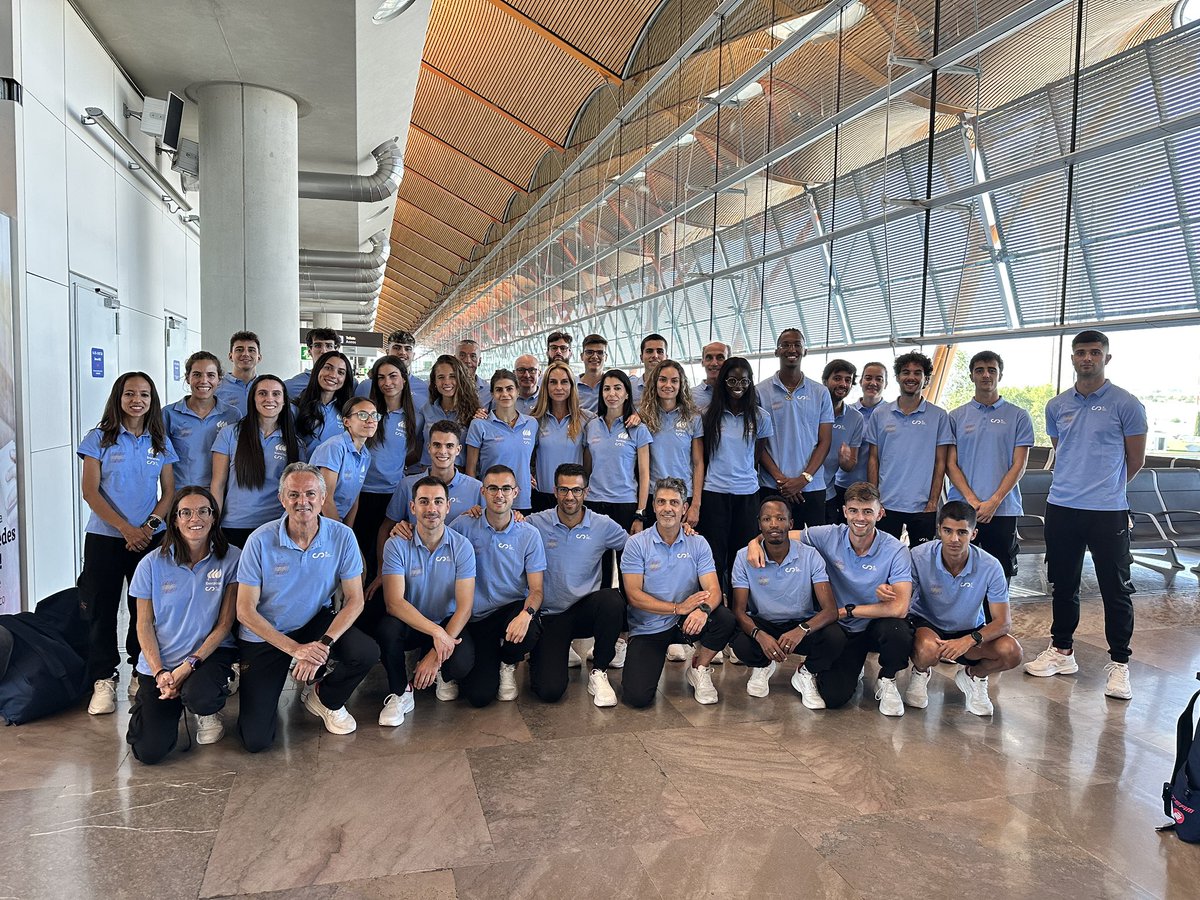 Segunda expedición, la más numerosa de #EspañaAtletismo, rumbo a Tokyo ✈️ 

Tocan unos días de training camp previo en Narita antes de llegar al hotel oficial de los #WorldAthleticsChamps 

#PasiónPorCompetir