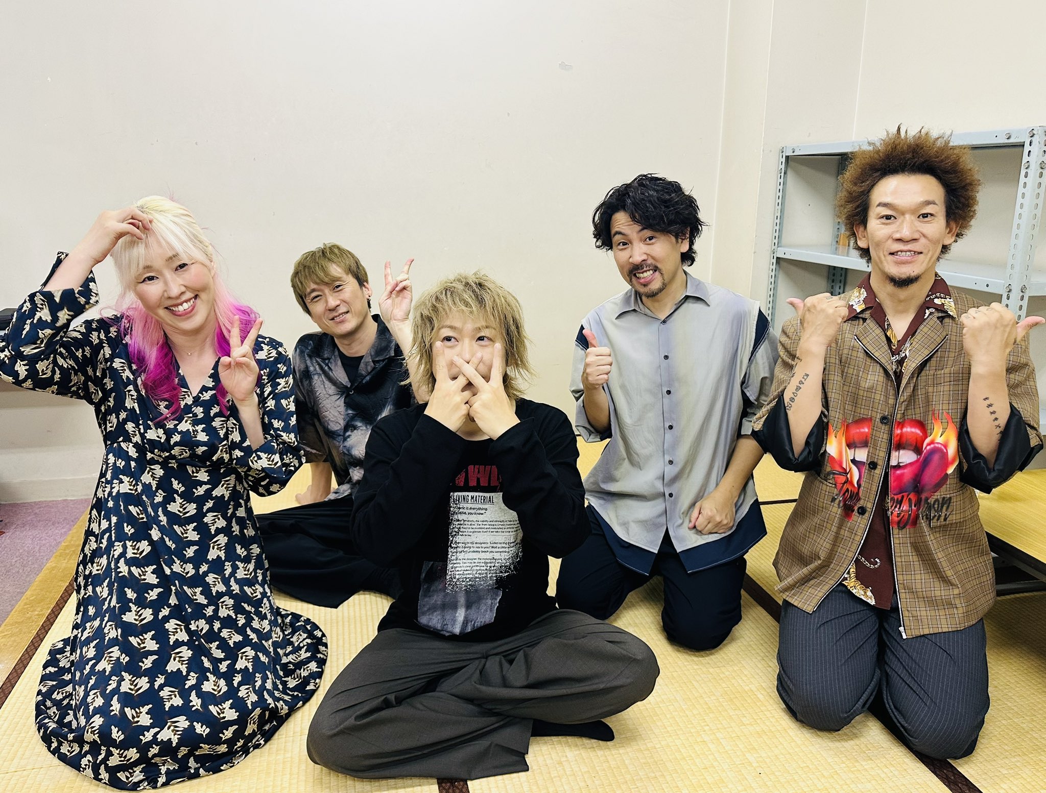 【タイムセール実施中】AquaTimez ポエトリーパネル 太志 Aqua Timez 太志 詩写真集 同じ窓から見た違う月』 本日入荷