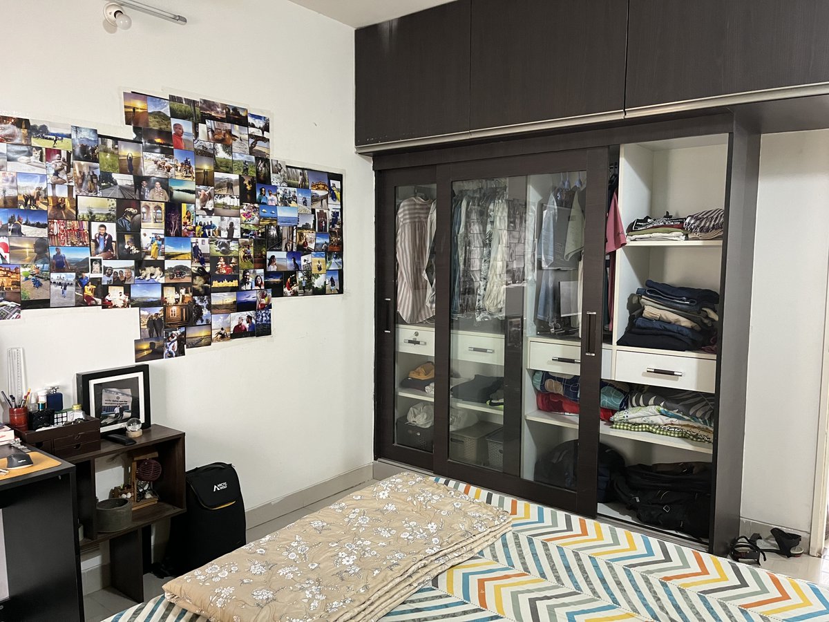 psinghal98's tweet photo. @BangaloreRoomi @fmrbangalore 
Looking for a male flatmate in our 3BHK at Marvel Domicilia, Kadubesanhalli 🏡
- Rent: ₹25.5k
- Balcony room + near-private washroom
- Move-in: Oct 1
- 5–10 min to ETV, Prestige, Helios, Social

Details &amp; pics in thread 👇 https://t.co/RiBQYXkSBH