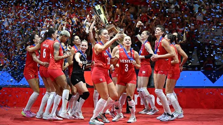 Türkiye: 3- Japonya: 1  Japonya’yı da sahadan sildiniz. Yine helal olsun size. Hedef Avrupa şampiyonluğundan sonra Dünya şampiyonu olmak.
