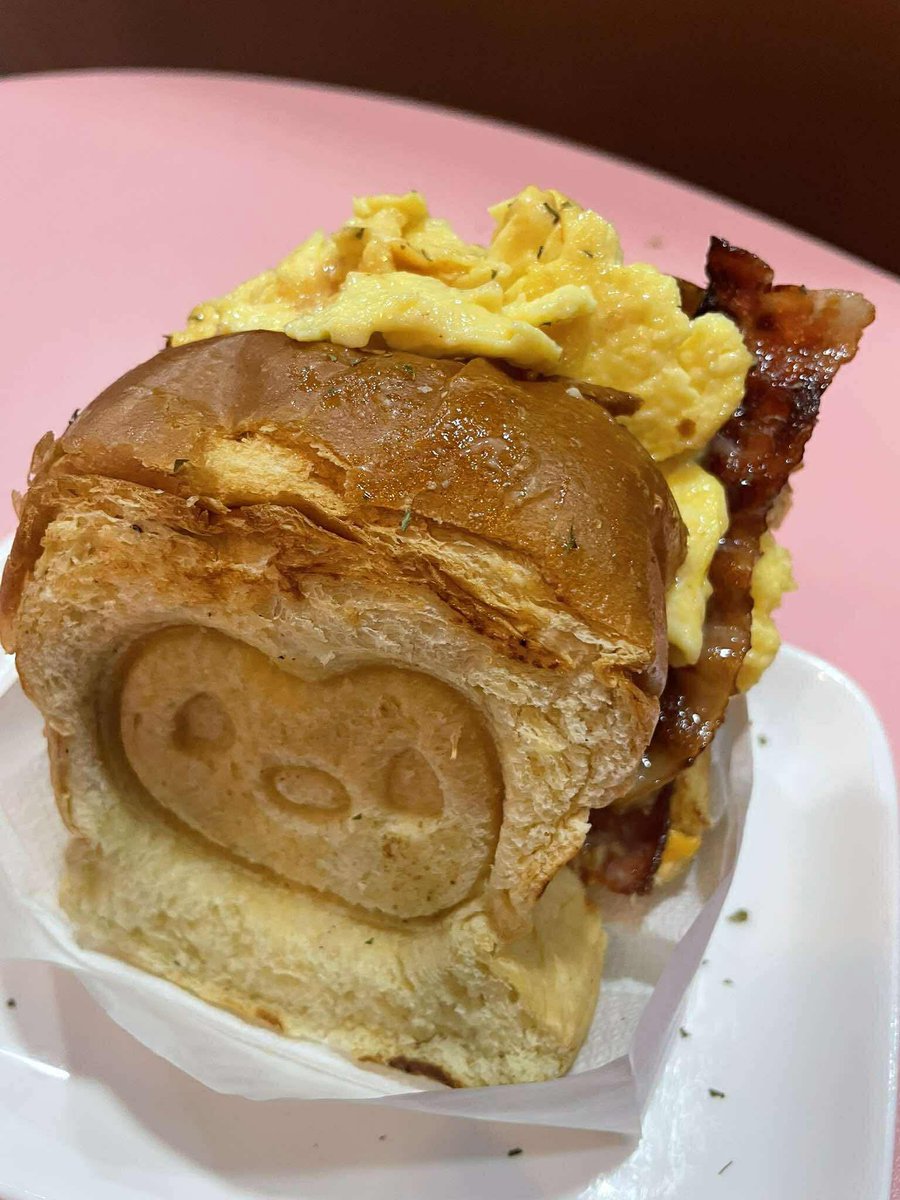 just a pengu sandwich looking at you

available at <a href="/PenguinsCafe_/">Penguins Café</a> 🐧☕️