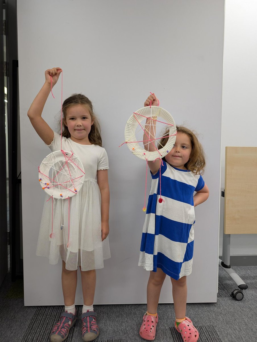 TraffLibraries's tweet image. We had spellbinding fun catching dreams at Altrincham Library last Saturday. We hope you enjoyed it as much as we did. Sweet dreams 🛌😴🥅
#StoryGarden
#SummerReadingChallenge