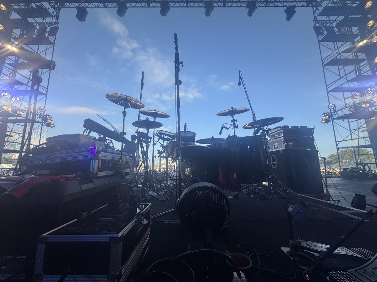 pipipi_morilyn's tweet image. #TREASURE05X
ありがとうございました!
キュウソネコカミ、セイヤさん
フレデリック、健司さんの最強助っ人!!
おふたりの後ろ姿のカッコ良さたるや、、!!
さすがにぶち上がったな〜〜〜
トレジャー大好きなフェスなんだ😌❤️🔥