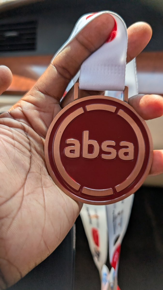 frumfree's tweet photo. #AbsaMarathon https://t.co/jjpNYLemdx